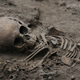 El esqueleto de lo que parece ser un niño. (Imagen: Mauricio Marat/Instituto Nacional de Antropología e Historia)